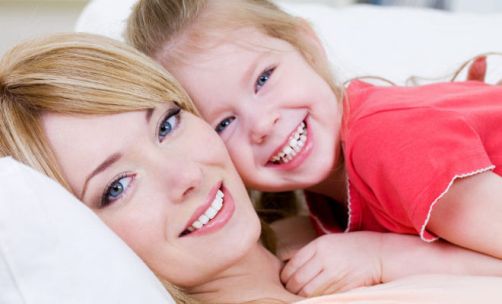 Когда стоит обращаться к детскому стоматологу?
